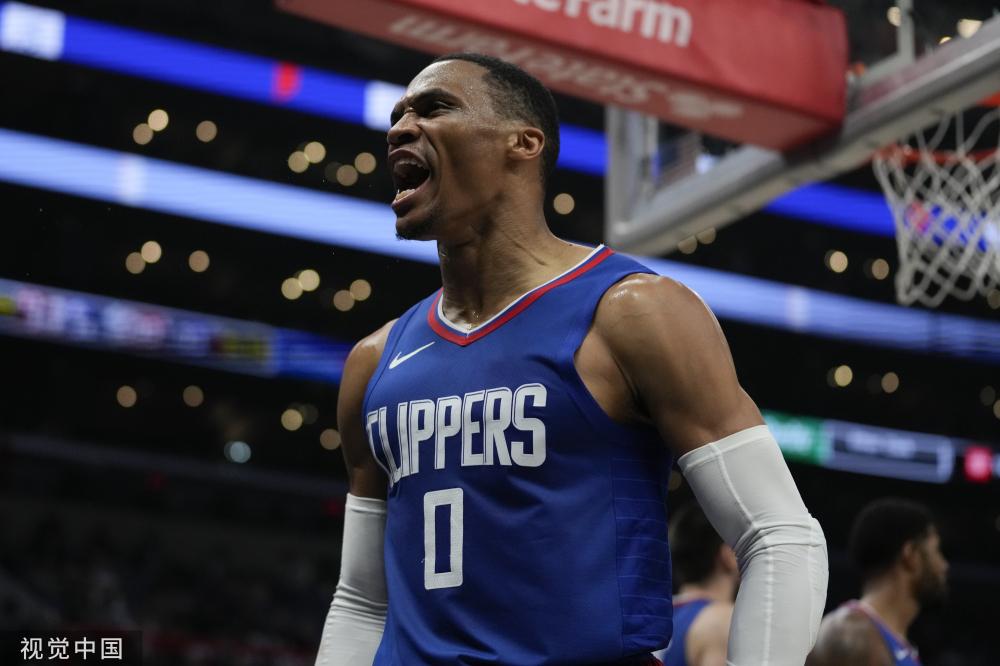 与此同时 与此同时