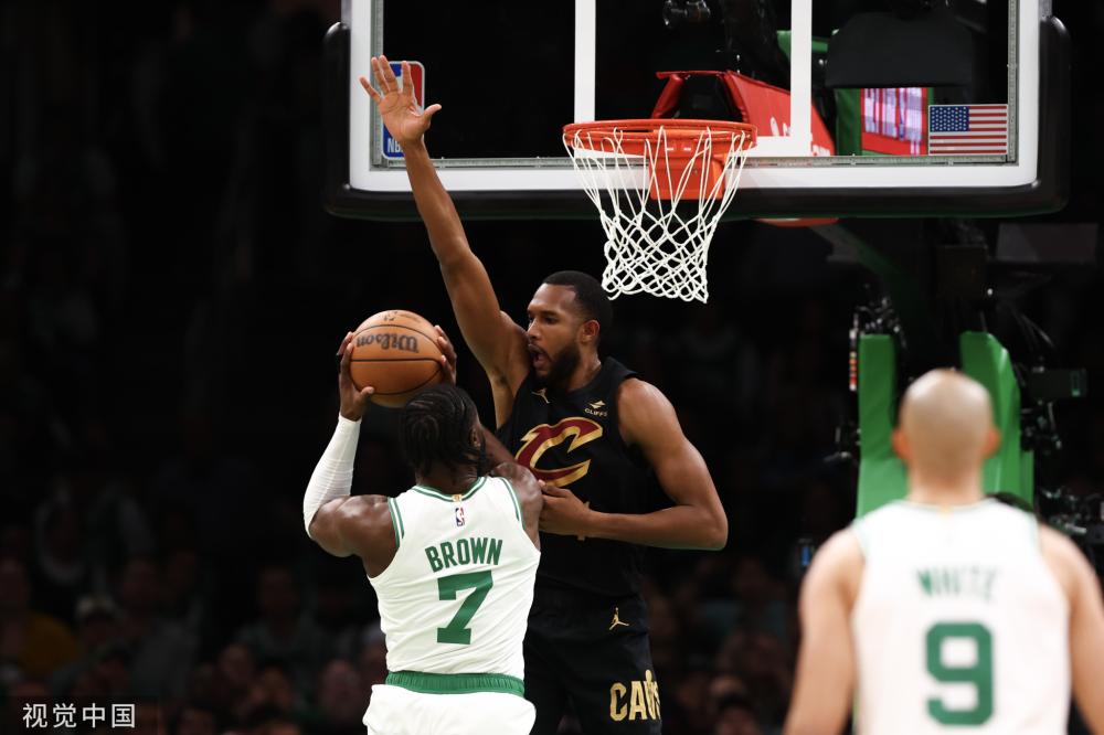 老将与年轻 老将与年轻