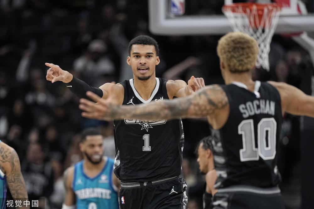 不仅能吸引 不仅能吸引