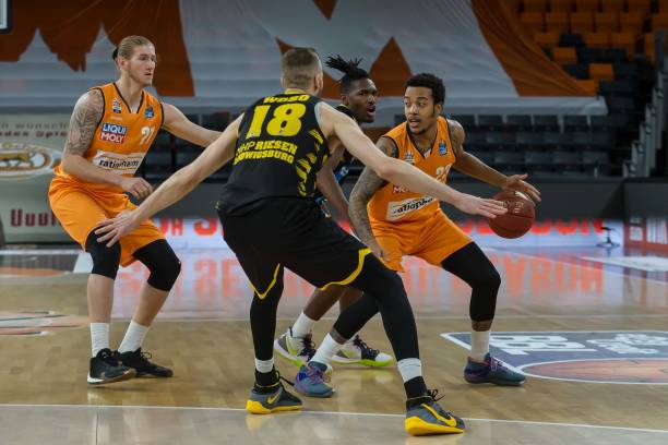 是他能够屡 是他能够屡